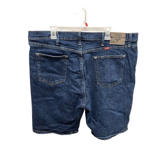 Wrangler Men's Size 40 Shorts Blue Denim Jean Work Wear Shorts Casual Relaxed - Picture 2 of 2